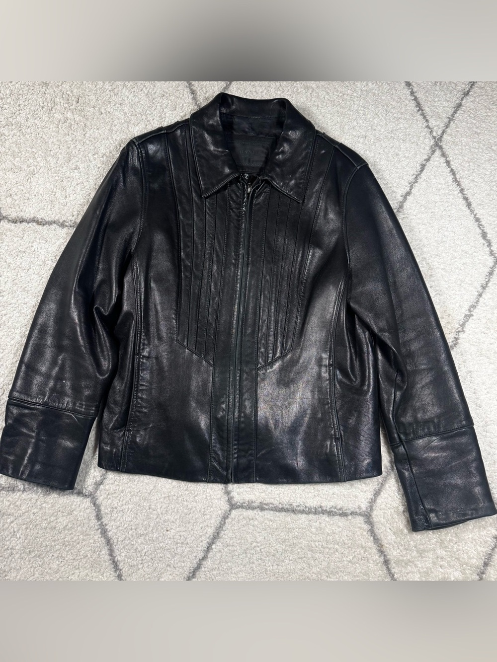 Avanti New York genuine leather jacket